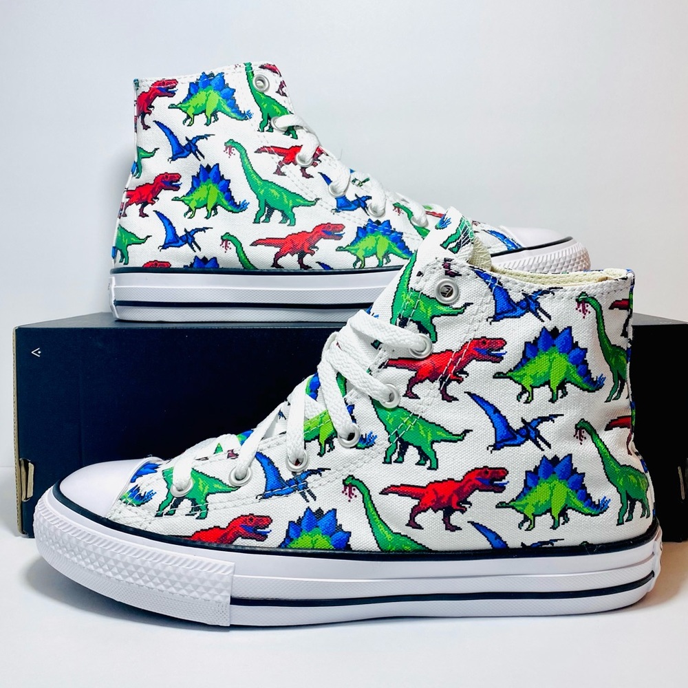 Converse Ctas Dino/Dinosaur Red/Blue/Green/White Animal Print High Tops NEW